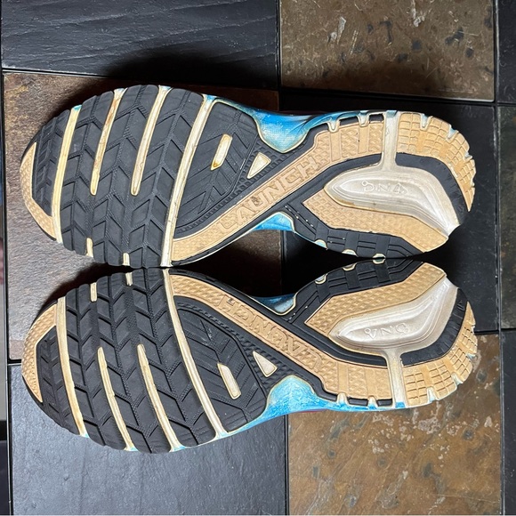 Brooks Launch Boston Run 2015 Red & Turquoise Lobster Athletic Shoes M8.5 W10.5 - Picture 3 of 11